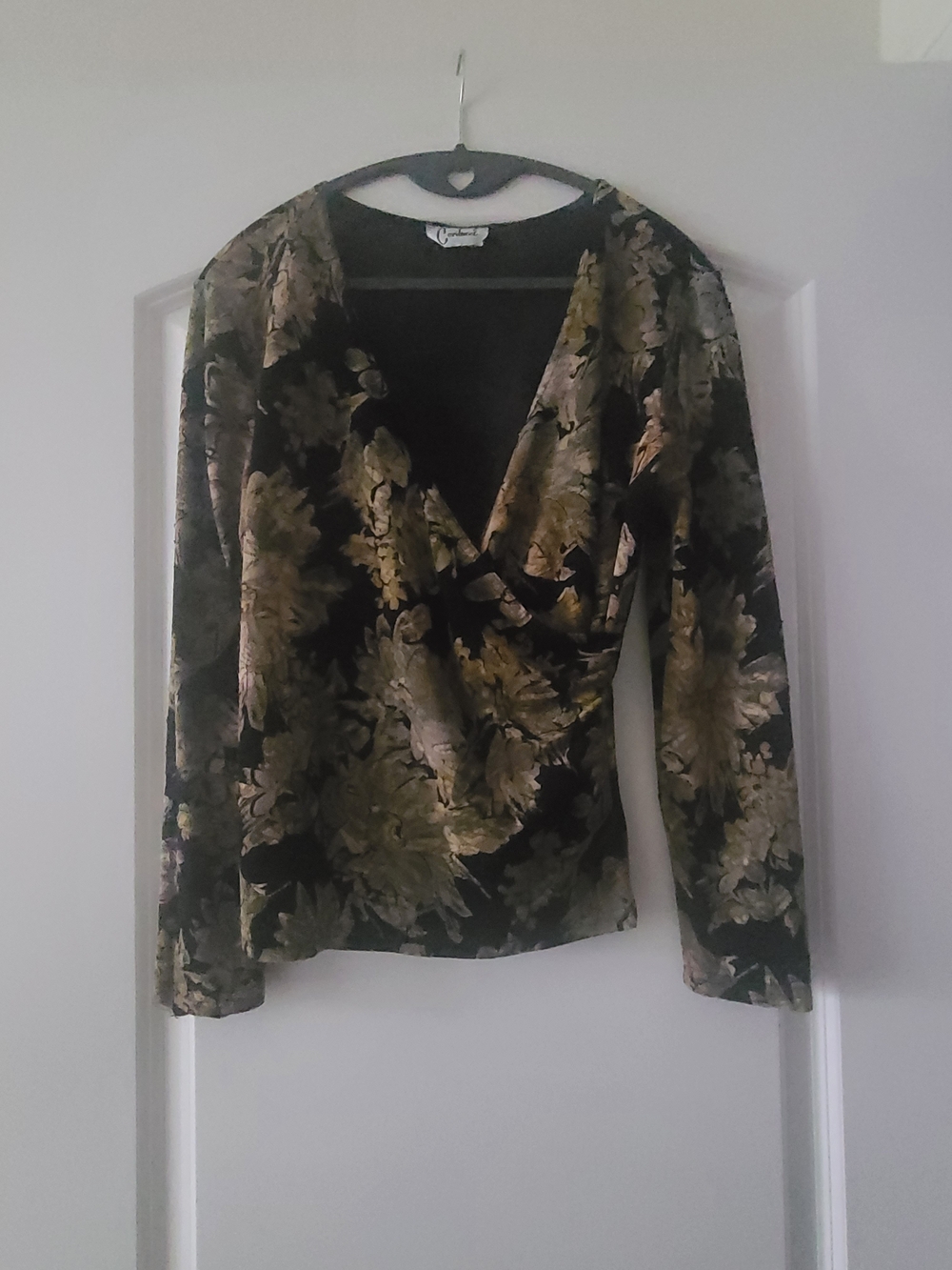 Floral Velvet Wrap Blouse in Black and Gold